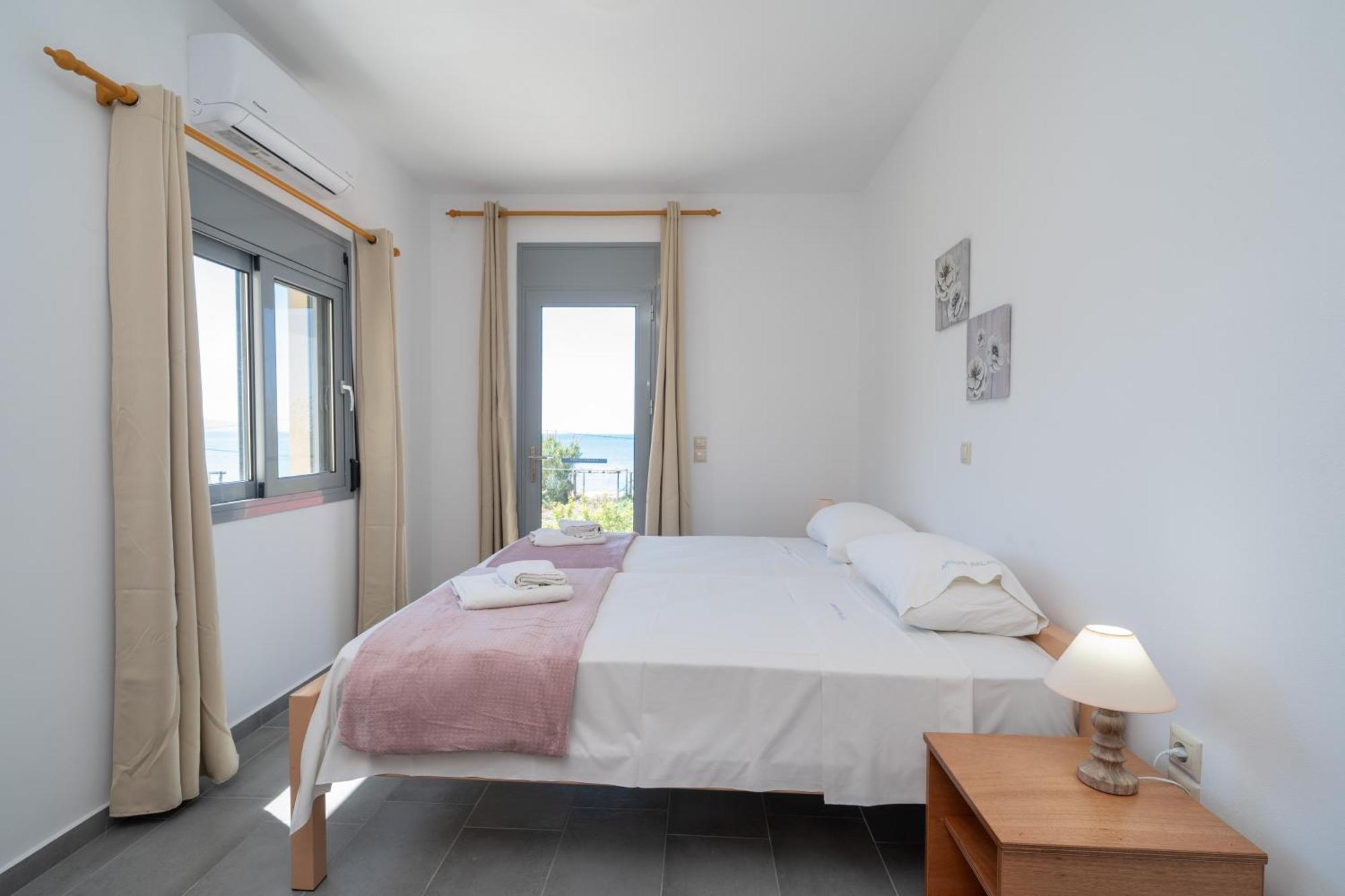 Aridas At The Beach Lourdata  Exterior foto